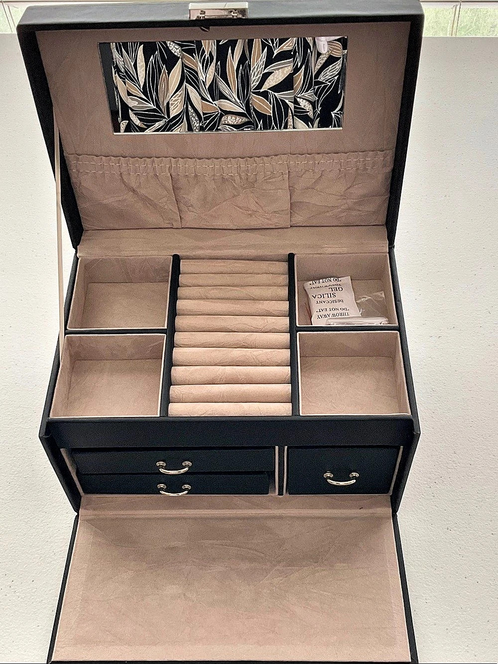 Black Jewelry Organizer Box